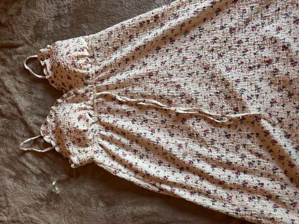 No Boundaries Floral Smocked Mini Dress Size M (7-9)